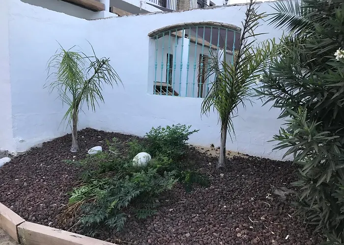 Conil, Colorado 2 Rustico Y Economico * Коніль-де-ла-Фронтера